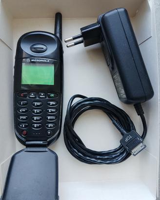 Cellulare vintage. 