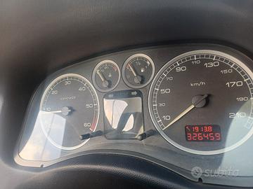 peugeot 307 2.0 hdi 