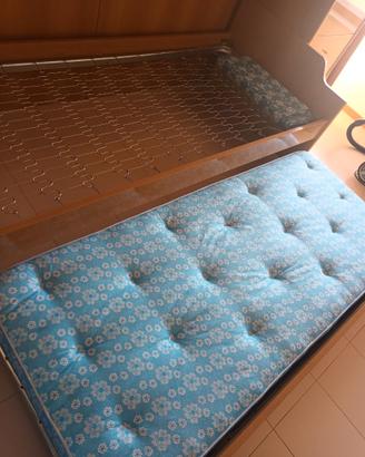 Due Reti materasso e un materasso