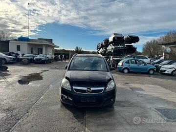 RICAMBI OPEL ZAFIRA 2005 NERA 7 POSTI