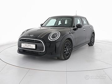 MINI Mini Cooper Essential 5 Porte