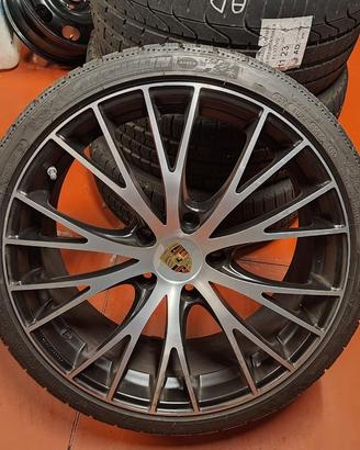 Cerchi lega Porsche 20" + gomme invernali nuove