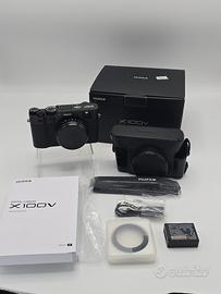 FUJIFILM X100V