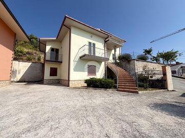 VILLA SINGOLA A SCOPPITO