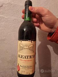 Bottiglia vino Aleatico