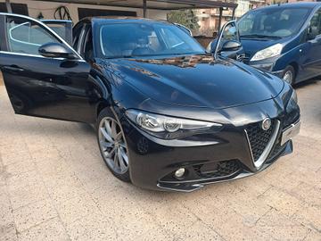 Alfa Romeo Giulia - 2.2 Eco Business Super 180 CV