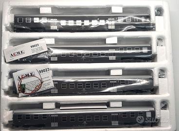 ACME 50050 Set 3 Carrozze + Semipilota piano ribas