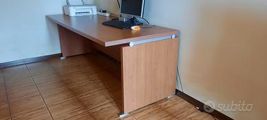 Scrivania salotto/ufficio