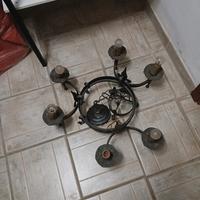 LAMPADARIO ANTICO IN FERRO BATTUTO