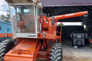 Mietitrebbia Laverda Fiatagri M112 AL A