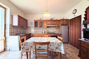 Appartamento di 110 m² con 4 locali e box auto dop