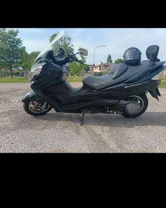  Burgman 400