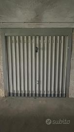 Portone basculante per box garage