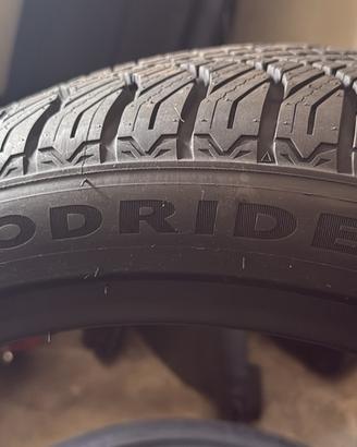 2 gomme tutte stagioni