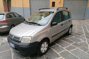 Fiat panda 1 2 benzina. 