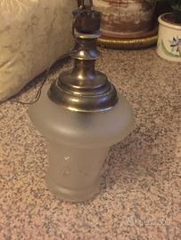 Lampadario a forma di lanterna