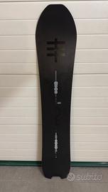 Tavola snowboard Burton skeleton