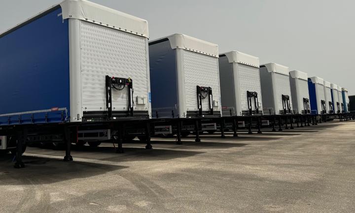 Semirimorchi Viberti centinati francese new