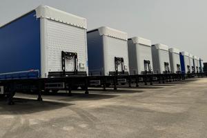 Semirimorchi Viberti centinati francese new