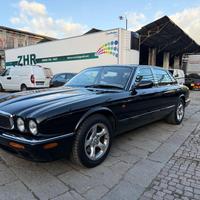 JAGUAR XJ 3.2 cat Executive ISCRITTA ASI