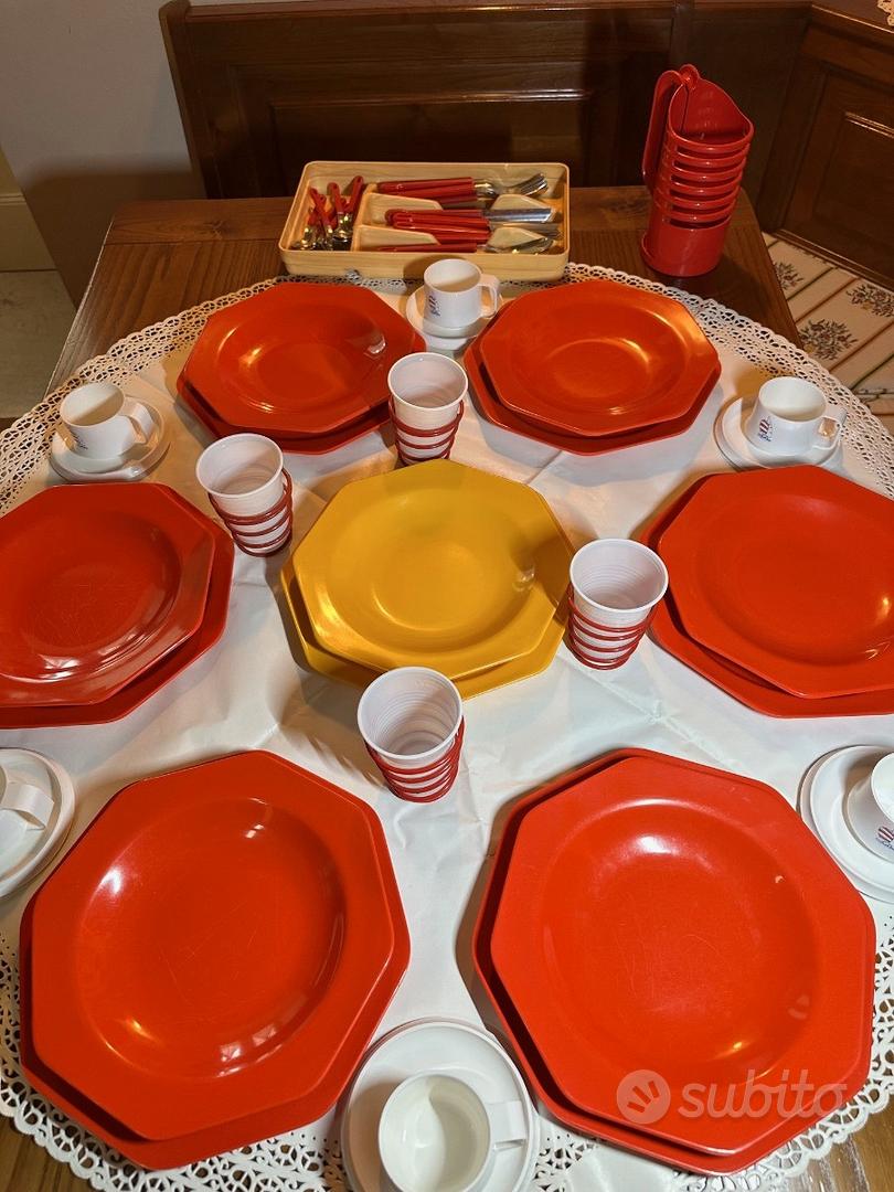 Set di Stoviglie da Campeggio, 44 Pezzi di Stoviglie da Picnic di