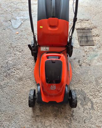Tagliaerba a batteria Husqvuarna LC141i