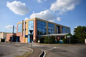 AMPIO UFFICIO ZONA MELOGRANO A BAZZANO