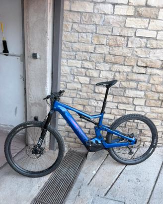 Flayer UPROC X Taglia L