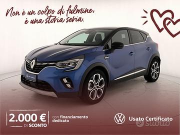 Renault Captur 1.6 e-tech hybrid techno fast track