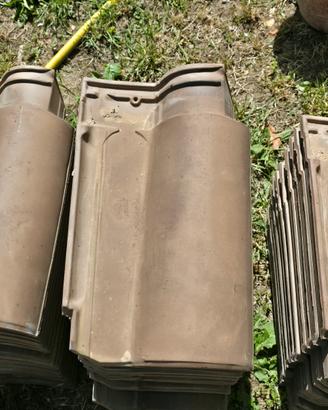 tegola portoghese marrone