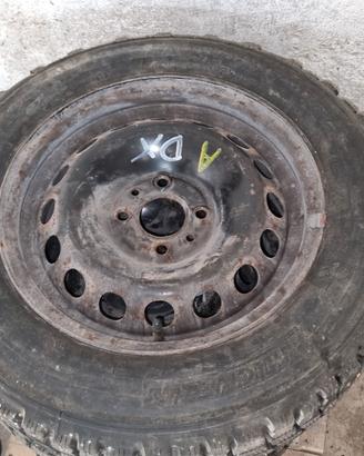 gomme chiodate