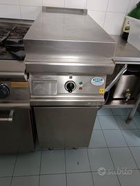 FRY-TOP ELETTRICO GICO Piastra cromata 12 kW