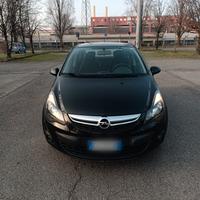 Opel Corsa unico proprietario 