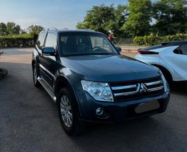 MITSUBISHI Pajero (2006-2009) - 2009