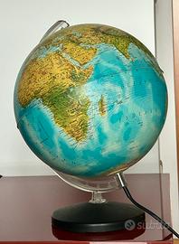 Mappamondo luminoso  Ricoglobus - 35 cm - anni ‘80