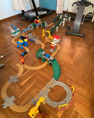 Pista lavoro treni playmobil 2003