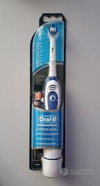 Spazzolino elettrico ORAL-B nuovo originale