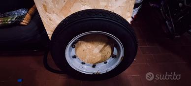 Gomma e cerchio vespa