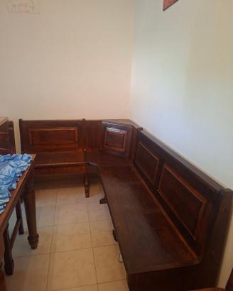 panca in legno  con contenitore