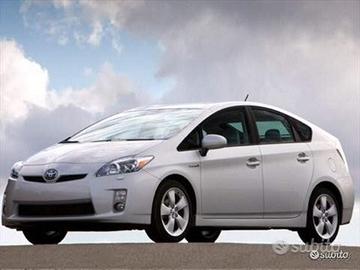 Toyota prius hybrid 2010 ricambi