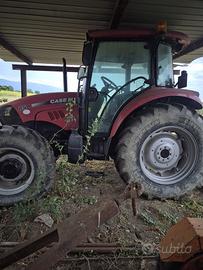 Trattore Case IH Farmall 85A (08/2014) 275 ore 4WD