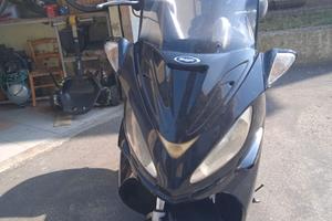 Malaguti Madison 250rs del 2005
