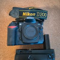 NIKON D200