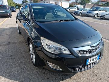 Opel Astra 1.4 Turbo 140CV Sports Tourer Cosmo