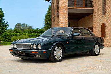Jaguar XJ6 3.2 MANUALE JAG00085