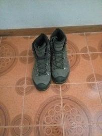 scarponi da montagna 