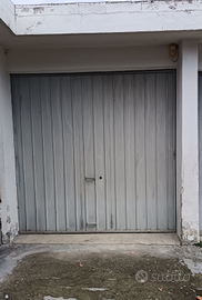 BOX AUTO interno cortile