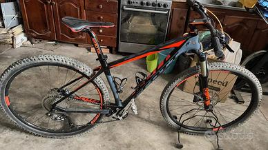 Scott Scale 930 in Carbonio (1x11)