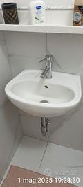 Lavabo sospeso H 18 x P 35