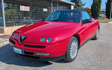 Alfa Romeo Spider 3.0 V6 Lusso